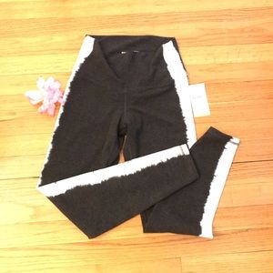 Legging with white stripe down the side brand new